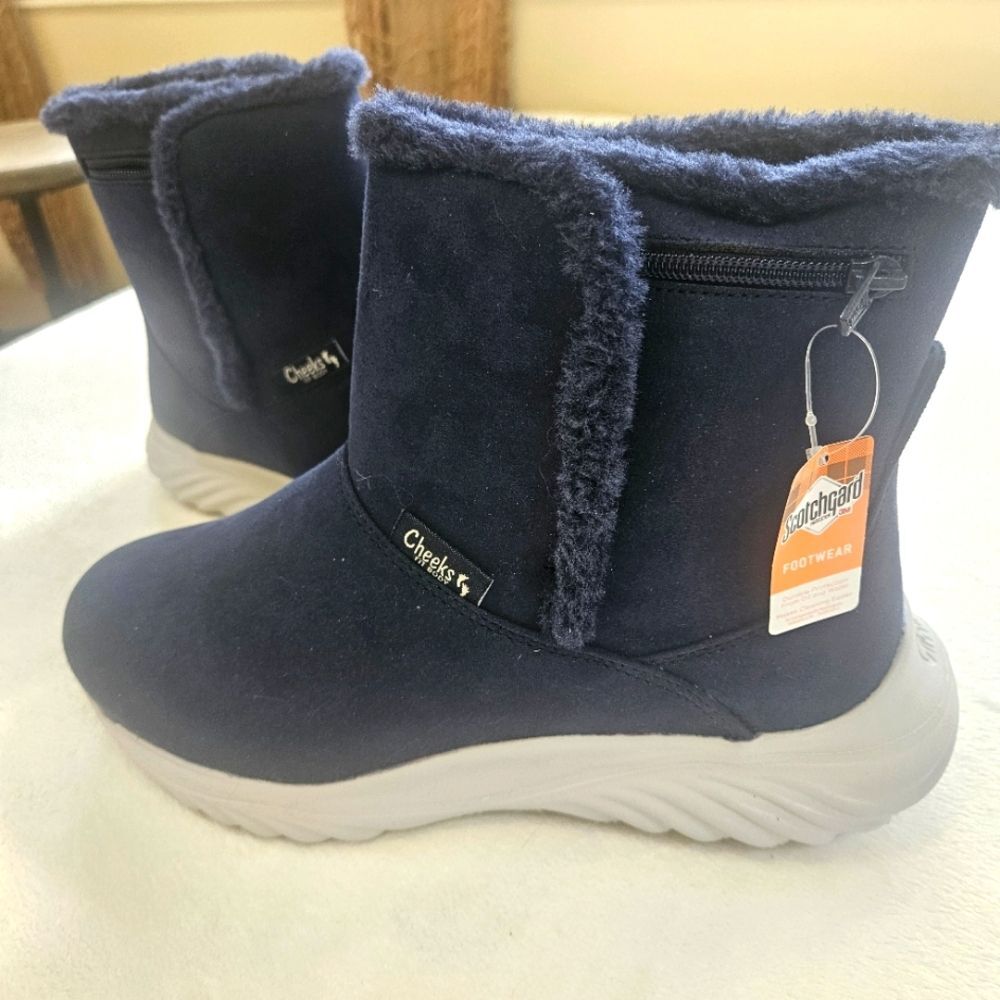 CHEEKS Sport Boots Women Sz 7.5W Pull-on Wedge Heel Blue Micro Suede New in box